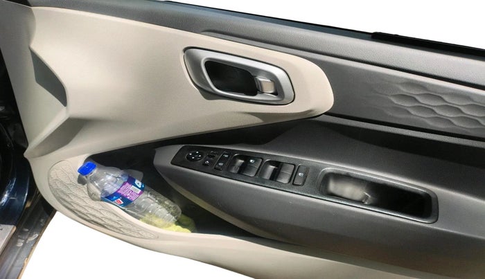 2024 Hyundai AURA SX 1.2 CNG, CNG, Manual, 53,546 km, interior