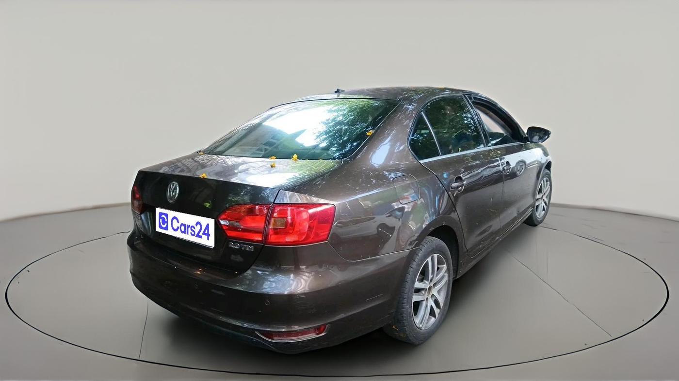 2012 Volkswagen Jetta HIGHLINE TDI AT, Diesel, Automatic, 1,35,684 km, exterior