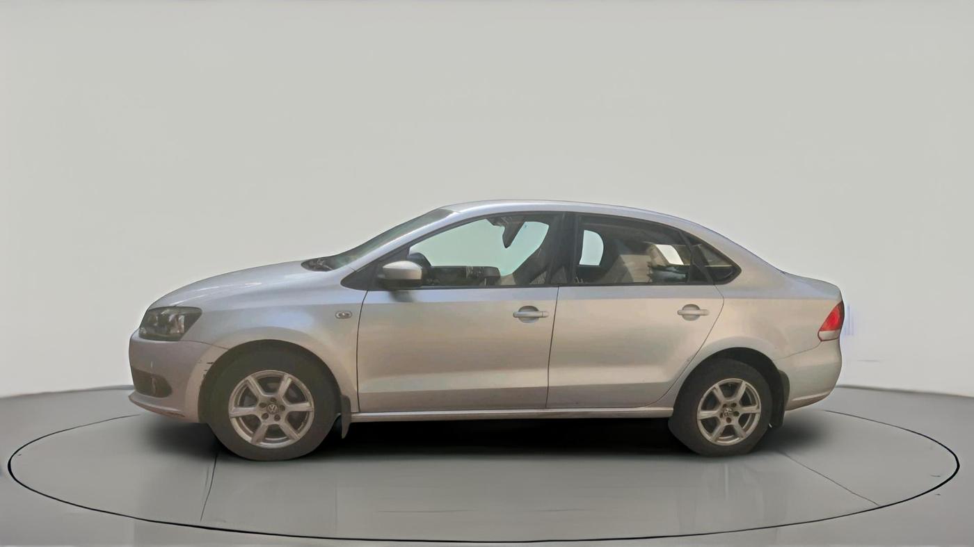2013 Volkswagen Vento HIGHLINE 1.6 MPI, Petrol, Manual, 97,297 km, exterior
