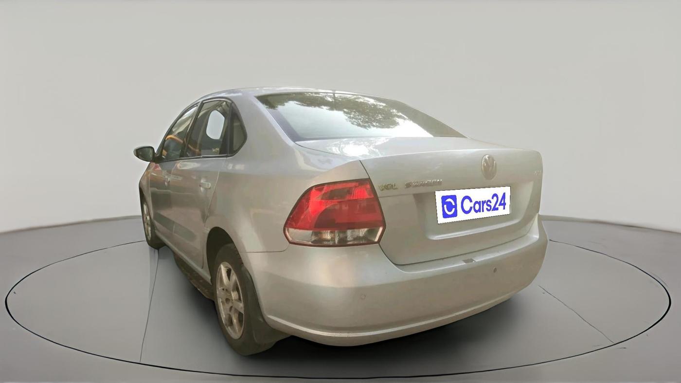 2013 Volkswagen Vento HIGHLINE 1.6 MPI, Petrol, Manual, 97,297 km, exterior