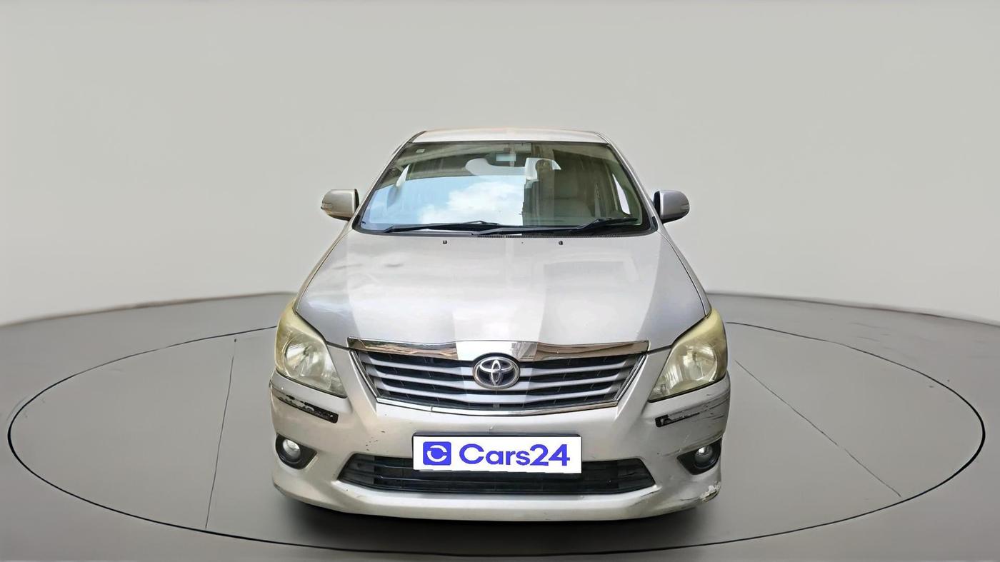 2012 Toyota Innova 2.5 VX 8 STR, Diesel, Manual, 1,70,922 km, exterior