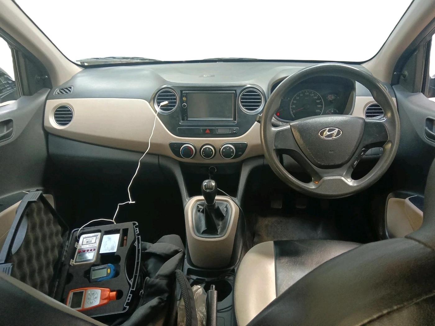 2015 Hyundai Grand i10 ERA 1.2 KAPPA VTVT, Petrol, Manual, 50,575 km, interior