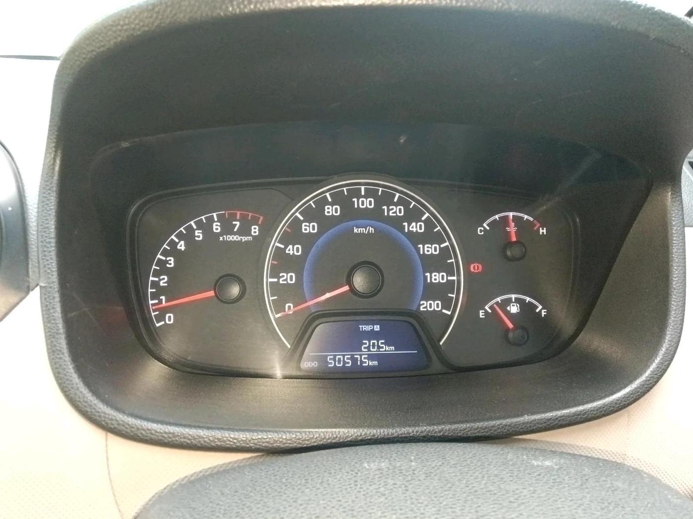 2015 Hyundai Grand i10 ERA 1.2 KAPPA VTVT, Petrol, Manual, 50,575 km, interior