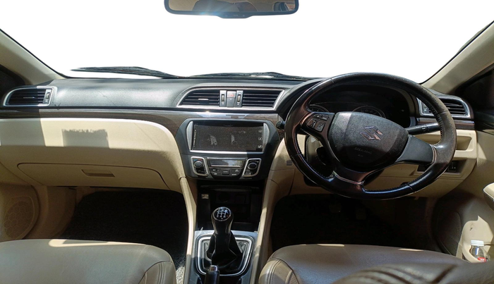 2015 Maruti Ciaz ZXI, Petrol, Manual, 1,44,703 km, interior