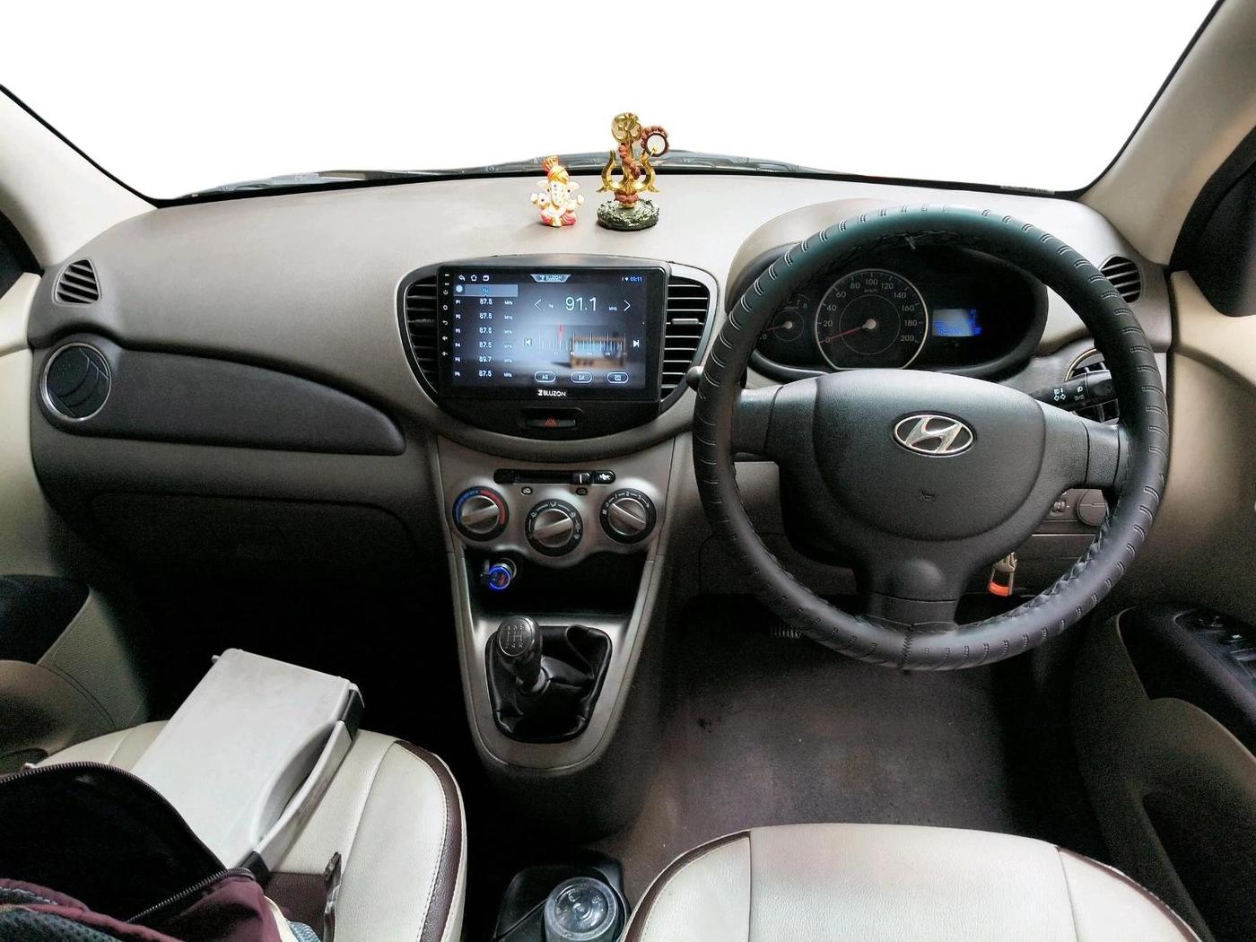 2012 Hyundai i10 MAGNA 1.2, Petrol, Manual, 63,294 km, interior