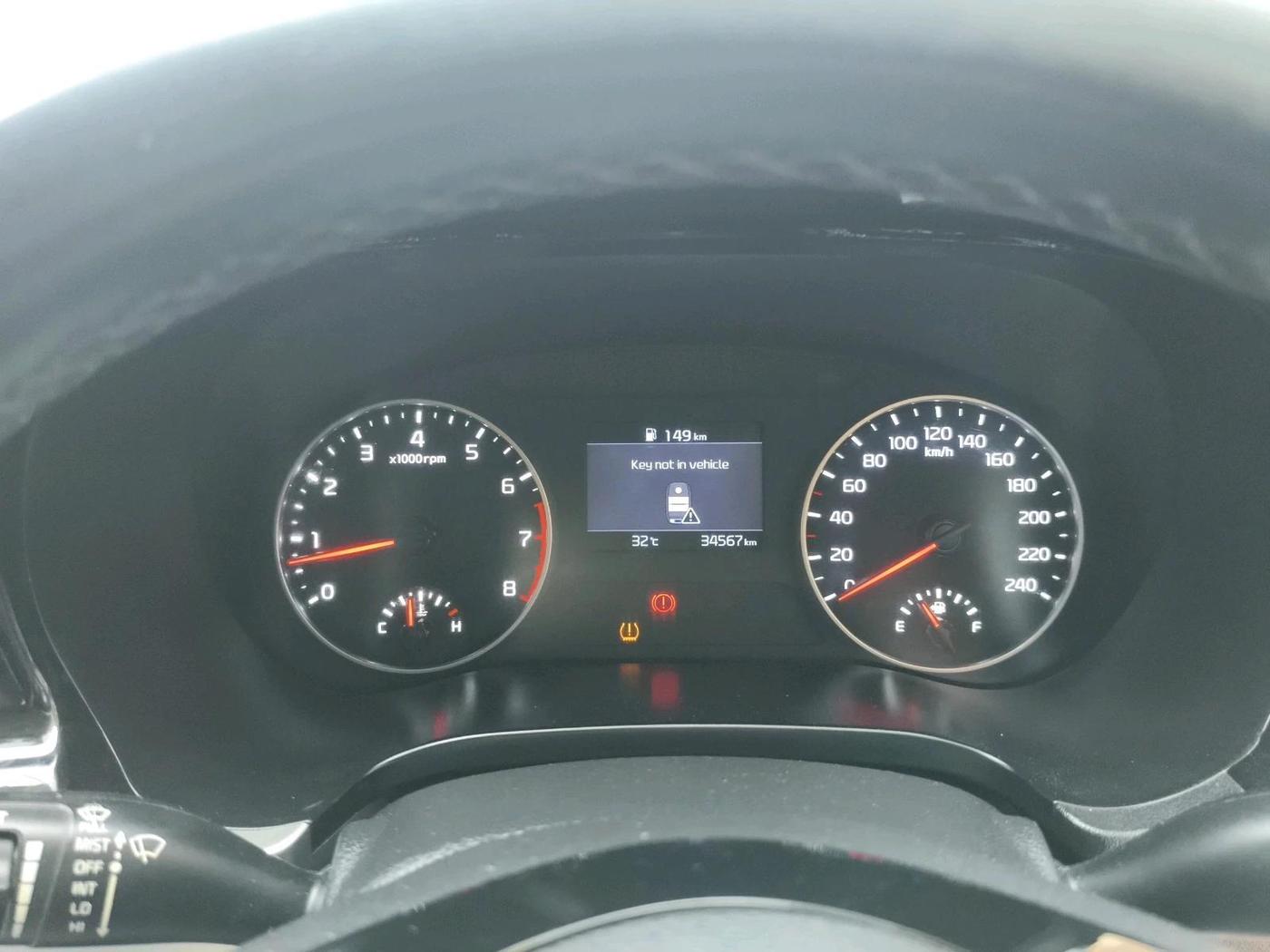 2021 KIA SELTOS HTX 1.5 PETROL, Petrol, Manual, 34,567 km, interior