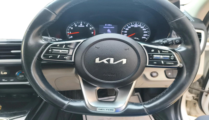 2021 KIA SELTOS HTX 1.5 PETROL, Petrol, Manual, 34,567 km, interior