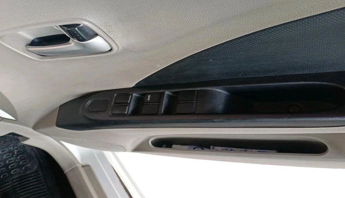 2017 Maruti Celerio VXI CNG, CNG, Manual, 1,37,290 km, interior