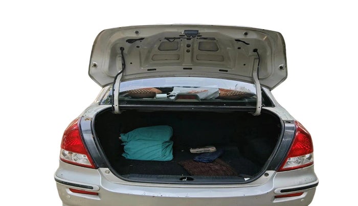 2010 Maruti Swift Dzire LXI, Petrol, Manual, 1,26,977 km, exterior