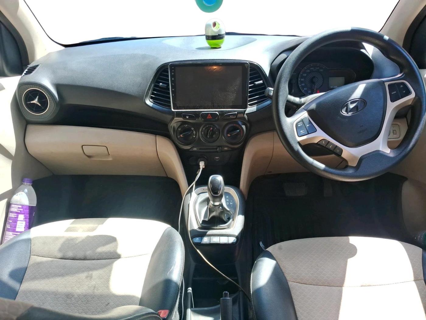 2019 Hyundai NEW SANTRO SPORTZ AMT, CNG, Automatic, 93,147 km, interior