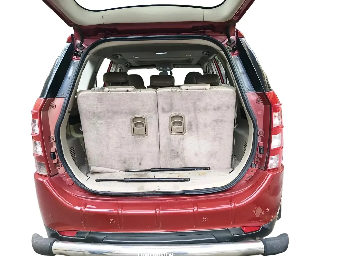 2016 Mahindra XUV500 W10 AT, Diesel, Automatic, 1,59,390 km, exterior