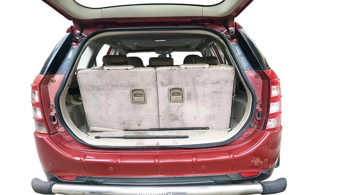 2016 Mahindra XUV500 W10 AT, Diesel, Automatic, 1,59,390 km, exterior