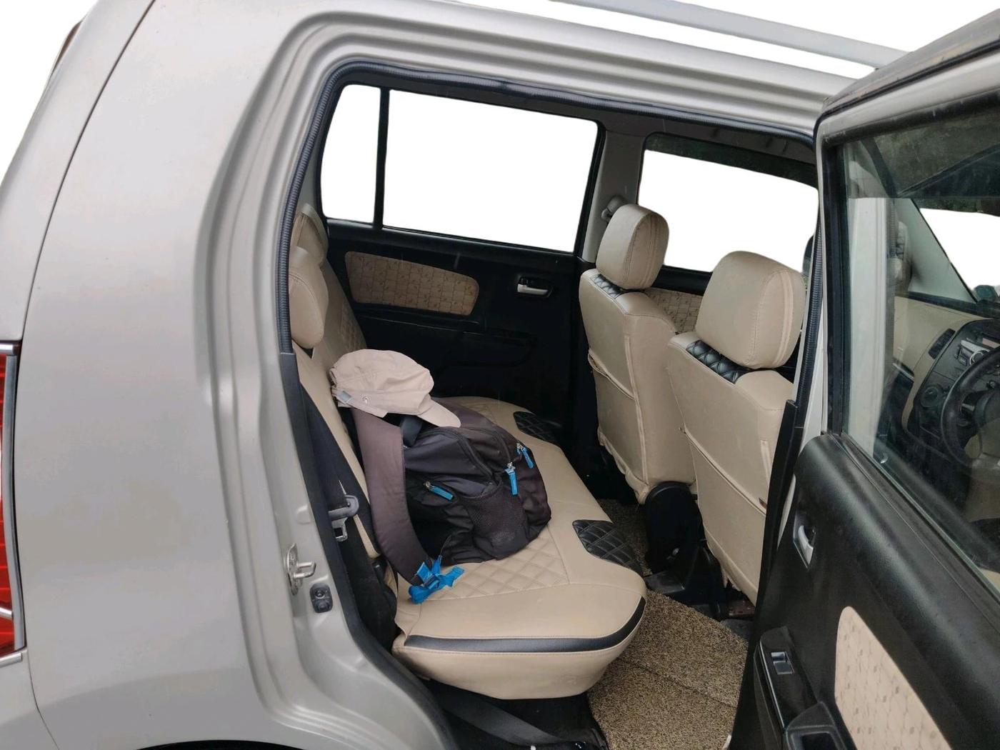 2017 Maruti Wagon R 1.0 VXI OPT, Petrol, Manual, 48,842 km, interior