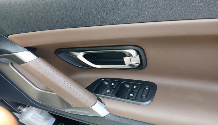 2022 Tata Harrier XZA 2.0Lkryotec halo edition, Diesel, Automatic, 66,569 km, interior