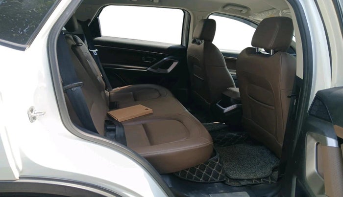 2022 Tata Harrier XZA 2.0Lkryotec halo edition, Diesel, Automatic, 66,569 km, interior