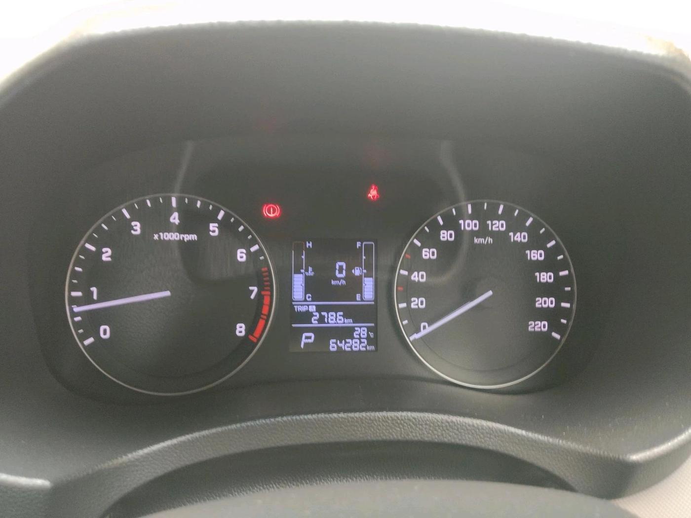 2016 Hyundai Creta SX PLUS AT 1.6 PETROL, Petrol, Automatic, 64,282 km, interior