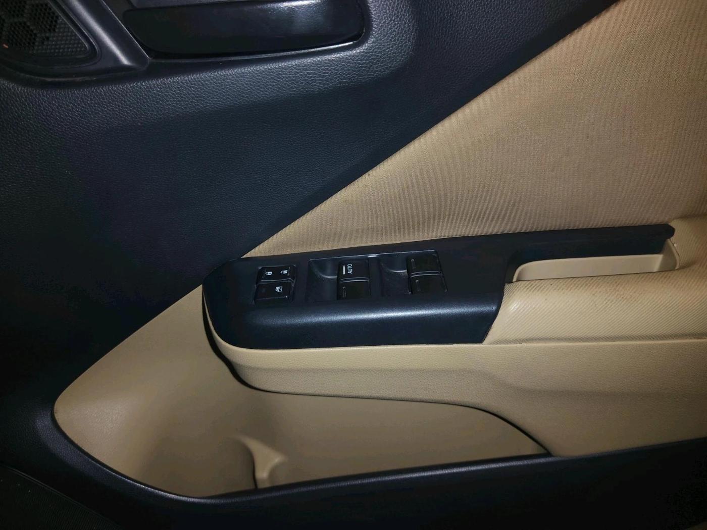 2014 Honda City 1.5L I-VTEC SV CVT, Petrol, Automatic, 68,740 km, interior