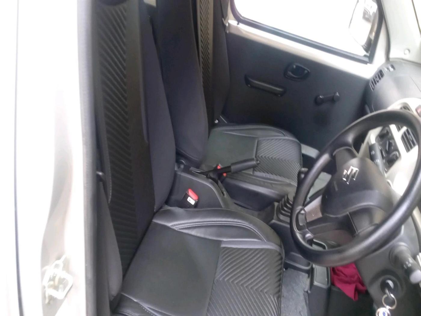 2025 Maruti Eeco 5 STR AC CNG, CNG, Manual, 10,412 km, interior