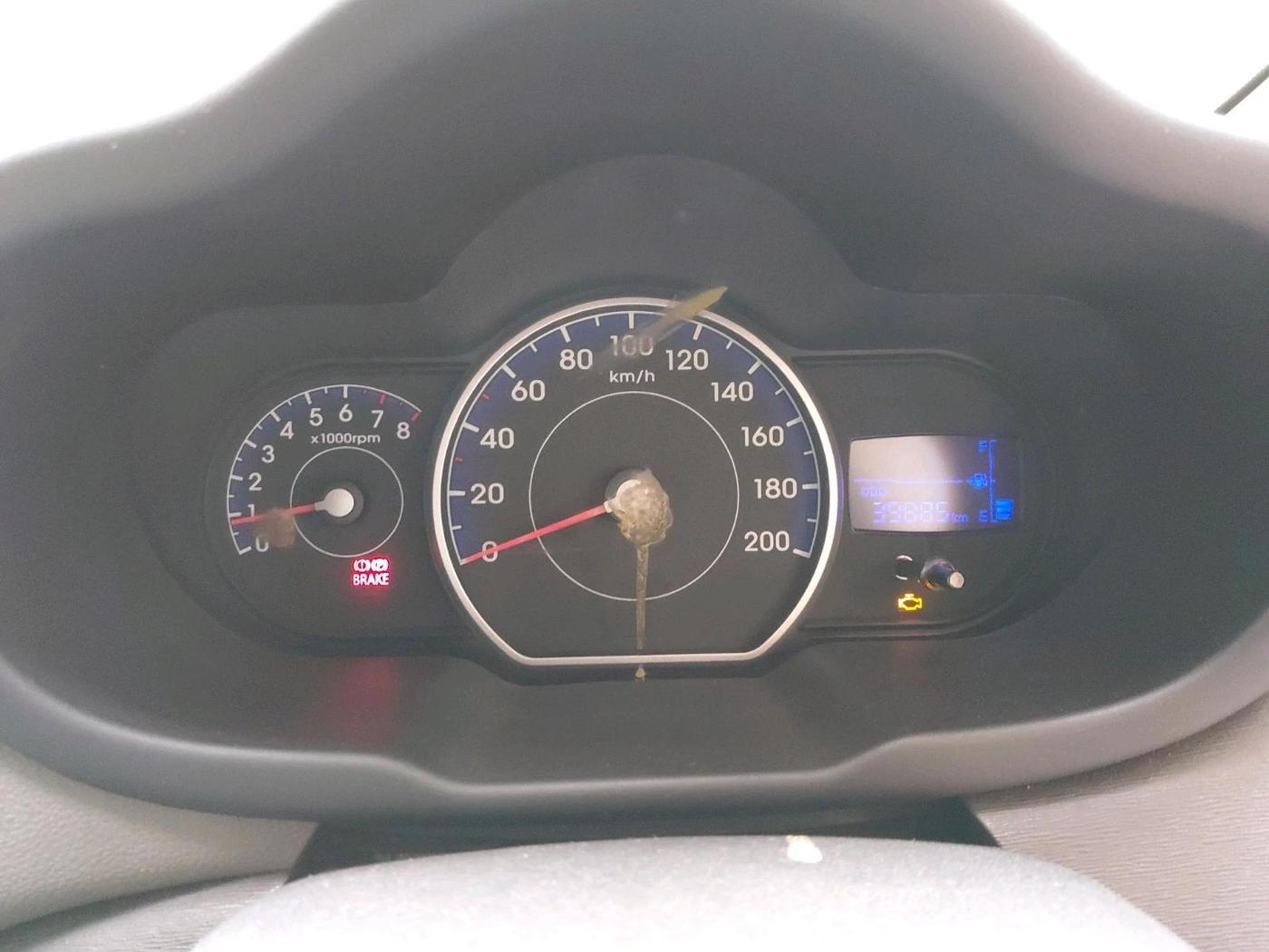2012 Hyundai i10 MAGNA 1.2, Petrol, Manual, 39,885 km, interior