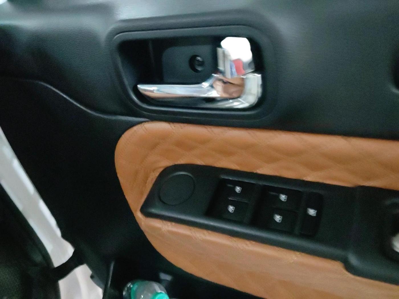 2025 Mahindra Thar AX P MT 4WD ST, Petrol, Manual, 11,178 km, interior