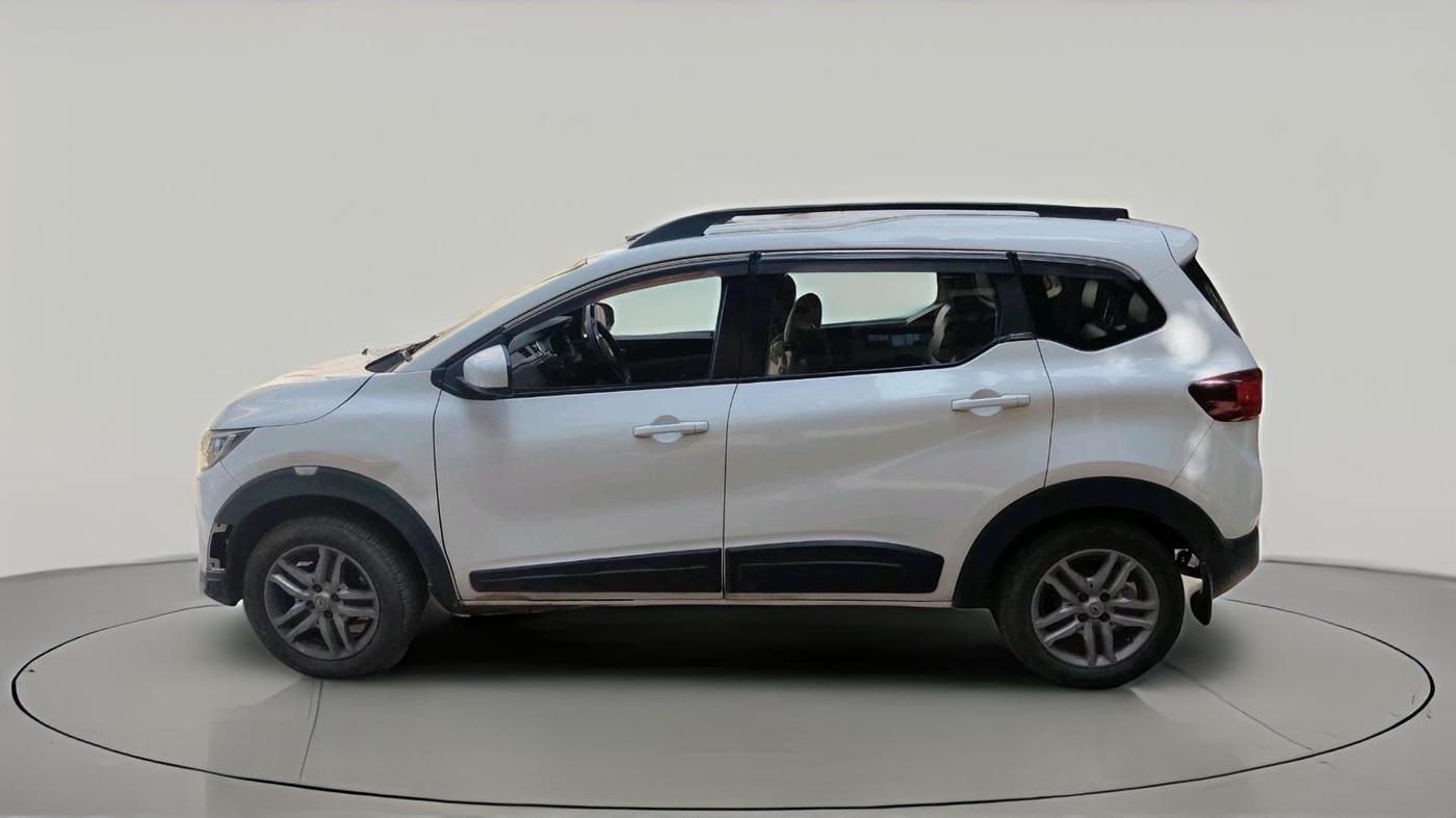 2021 Renault TRIBER RXZ AMT, Petrol, Automatic, 45,477 km, exterior