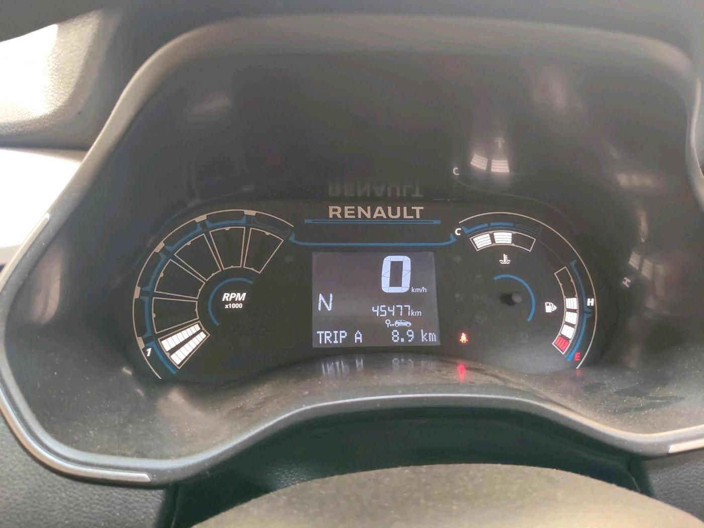2021 Renault TRIBER RXZ AMT, Petrol, Automatic, 45,477 km, interior
