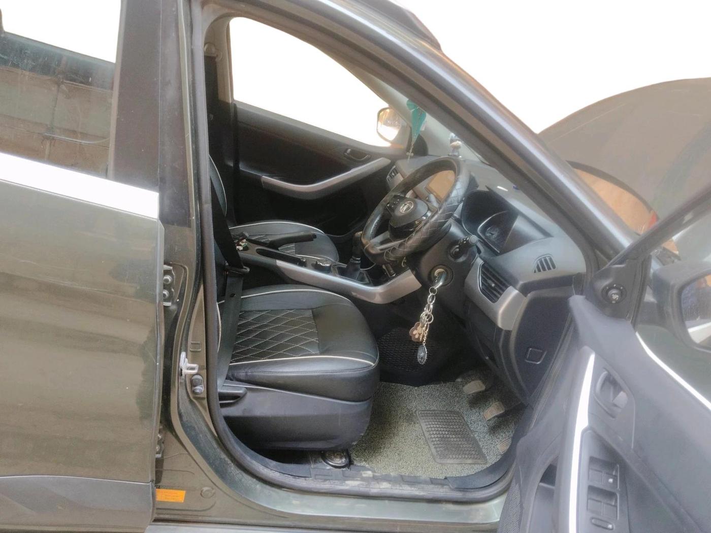 2023 Tata NEXON XM SUNROOF PETROL, Petrol, Manual, 15,000 km, interior