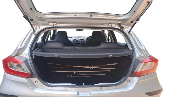 2018 Tata Tiago XM PETROL, Petrol, Manual, 45,499 km, exterior