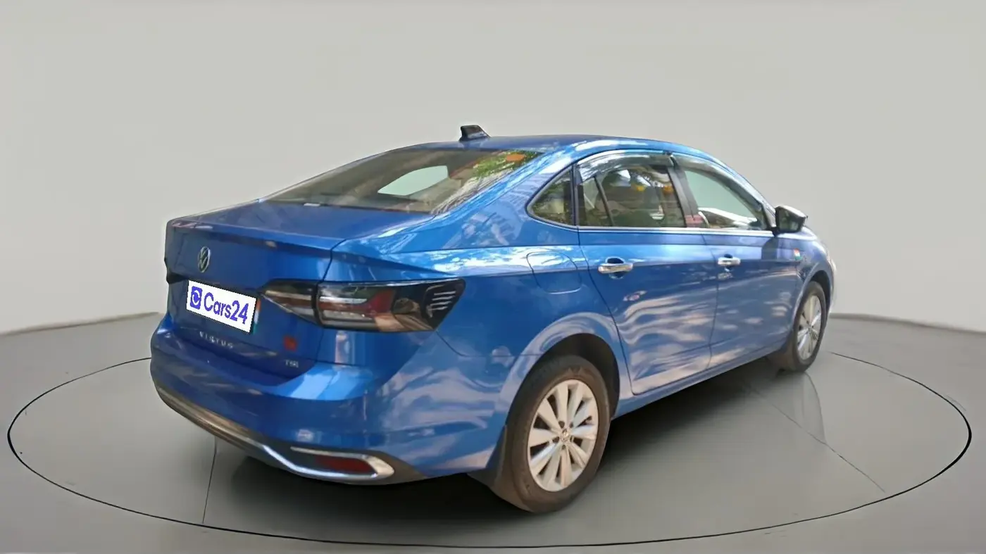 2022 Volkswagen VIRTUS HIGHLINE TSI 1.0 MT, Petrol, Manual, 36,000 km, exterior