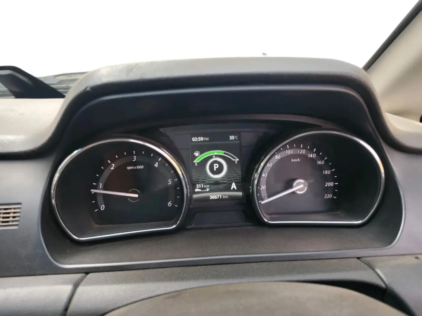 2019 Tata Hexa XTA 4X2 6 STR, Diesel, Automatic, 43,429 km, interior