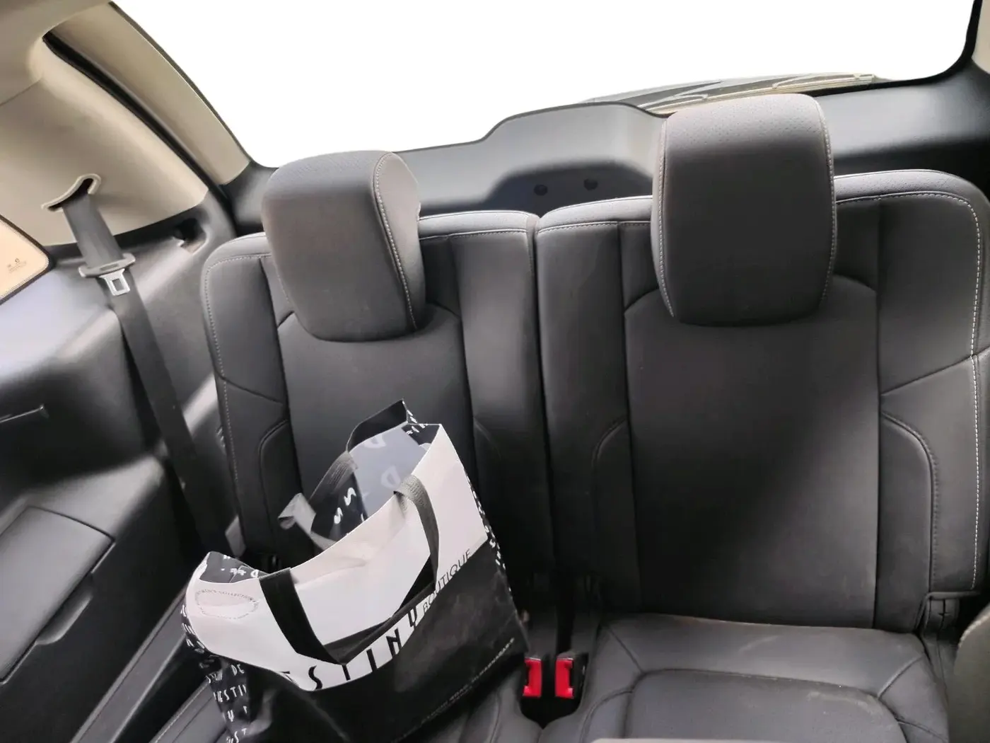 2019 Tata Hexa XTA 4X2 6 STR, Diesel, Automatic, 43,429 km, interior