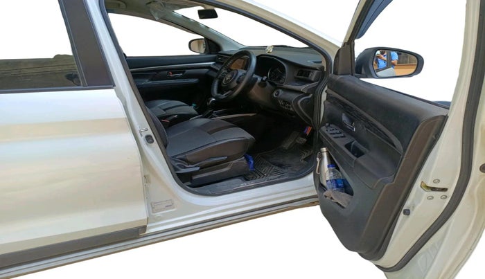 2022 Maruti XL6 ZETA AT, Petrol, Automatic, 67,155 km, interior