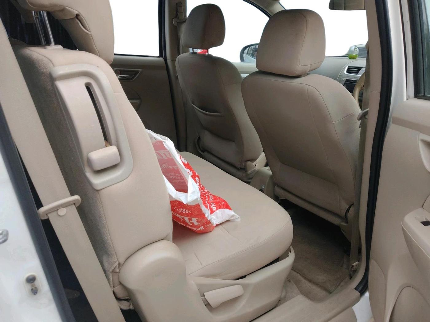 2017 Maruti Ertiga VXI CNG, CNG, Manual, 89,382 km, interior