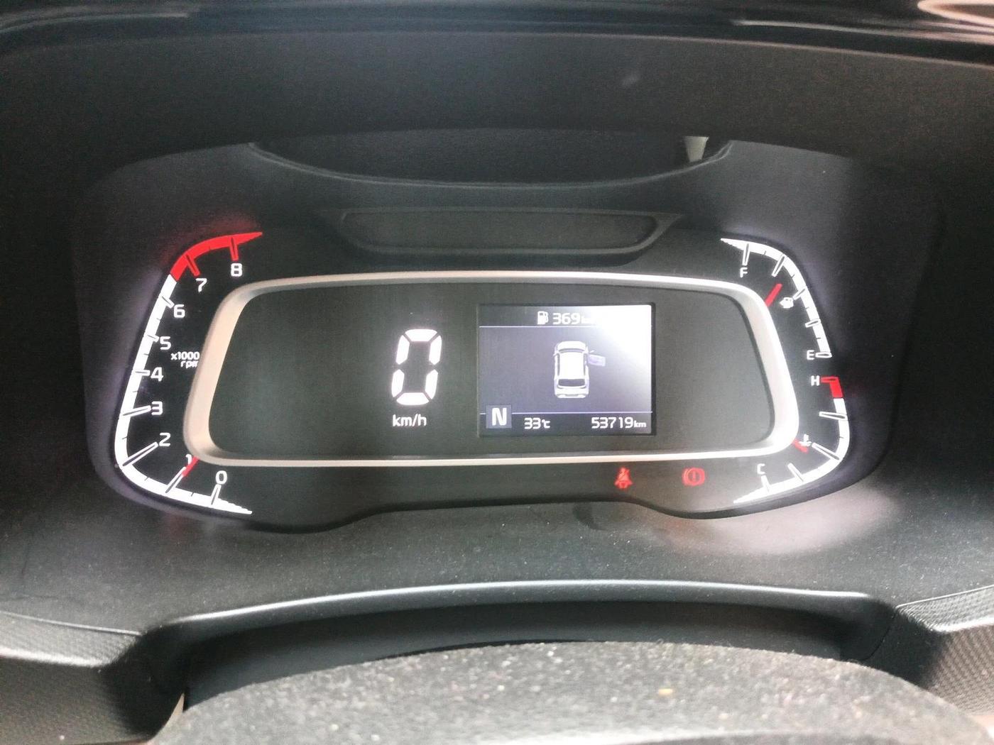 2021 KIA SONET HTX 1.0 IMT, Petrol, Manual, 56,000 km, interior