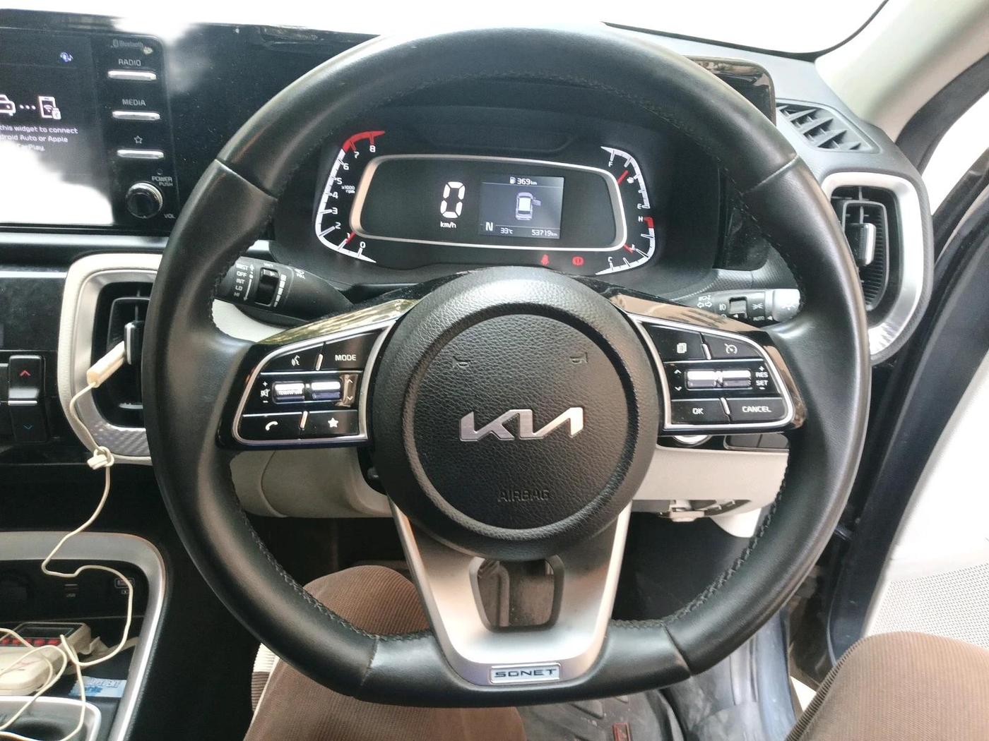 2021 KIA SONET HTX 1.0 IMT, Petrol, Manual, 56,000 km, interior