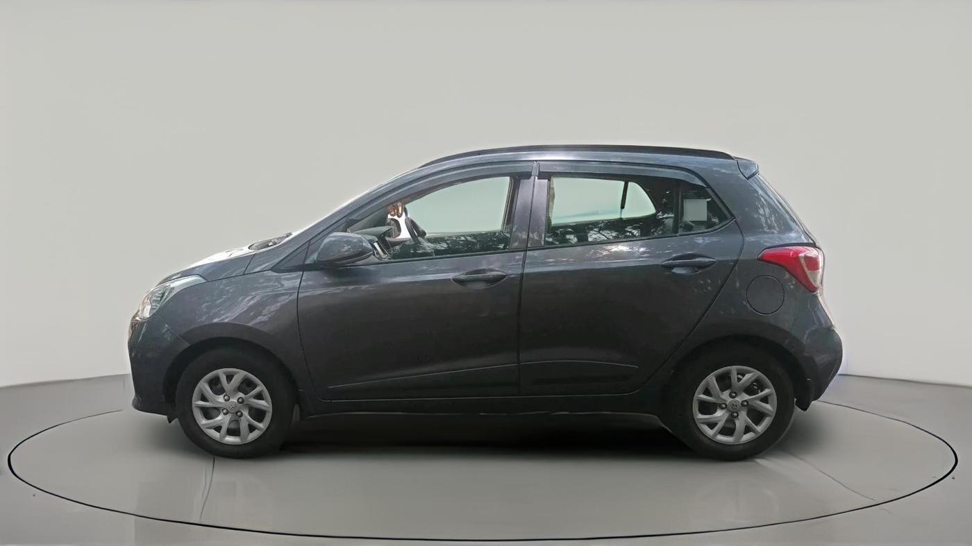 2017 Hyundai Grand i10 SPORTZ (O) 1.2 KAPPA VTVT, Petrol, Manual, 31,900 km, exterior