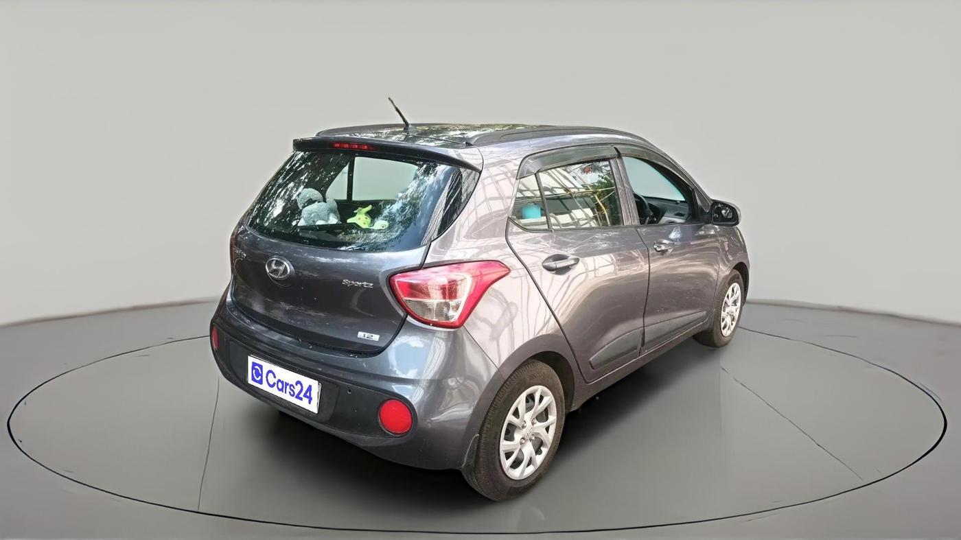 2017 Hyundai Grand i10 SPORTZ (O) 1.2 KAPPA VTVT, Petrol, Manual, 31,900 km, exterior