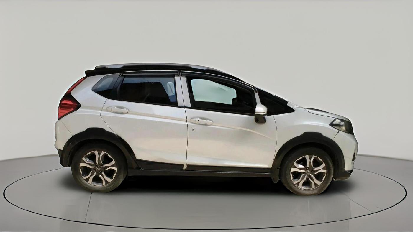 2017 Honda WR-V 1.5L I-DTEC VX MT, Diesel, Manual, 1,49,099 km, exterior