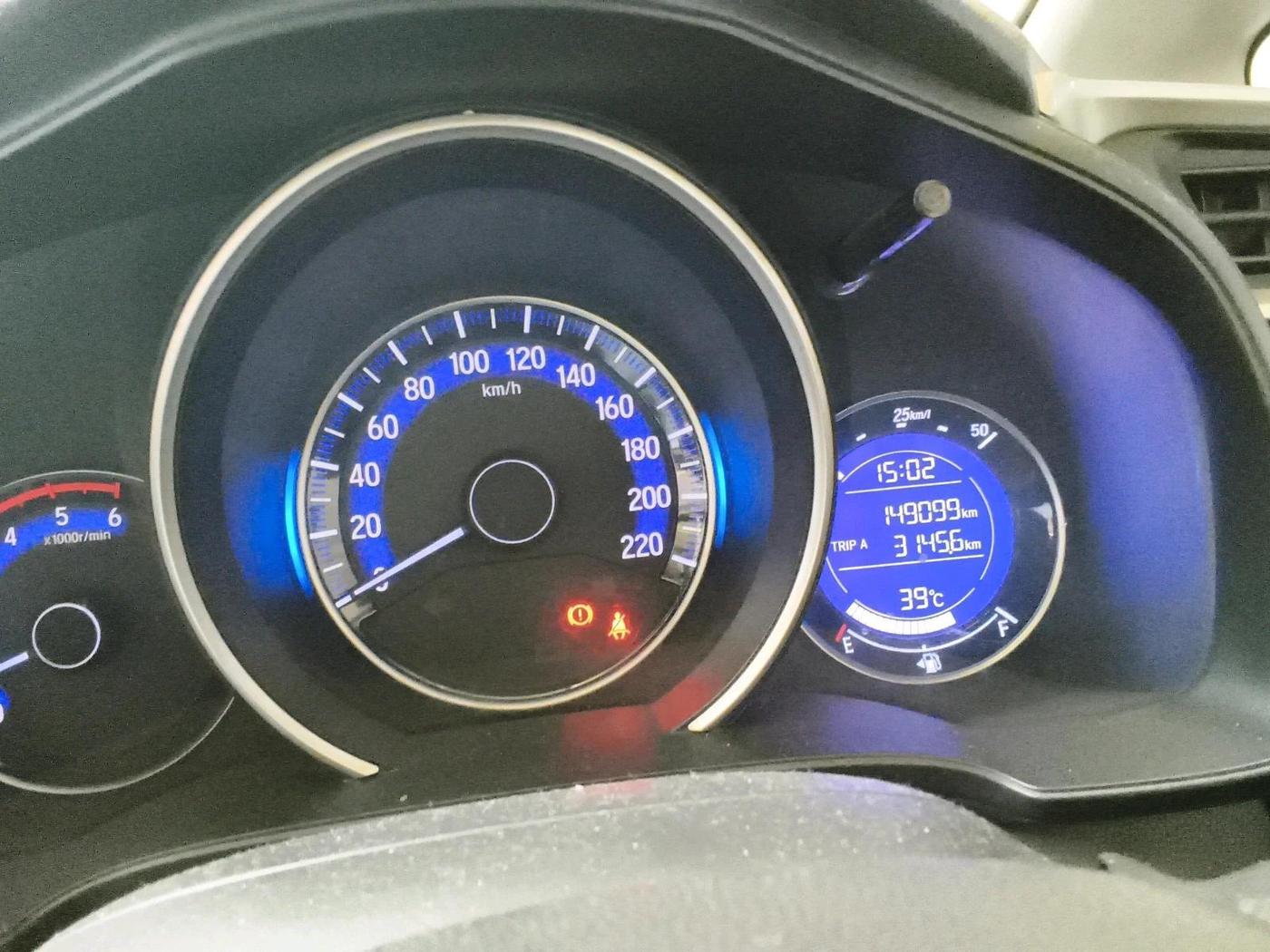 2017 Honda WR-V 1.5L I-DTEC VX MT, Diesel, Manual, 1,49,099 km, interior