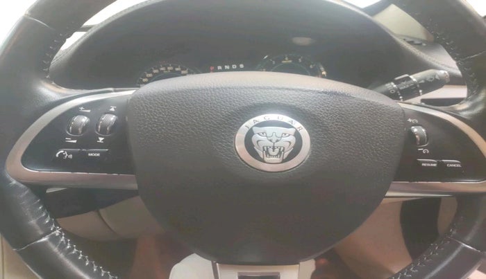 2013 Jaguar XF PETROL 2.0, Petrol, Automatic, 38,763 km, interior