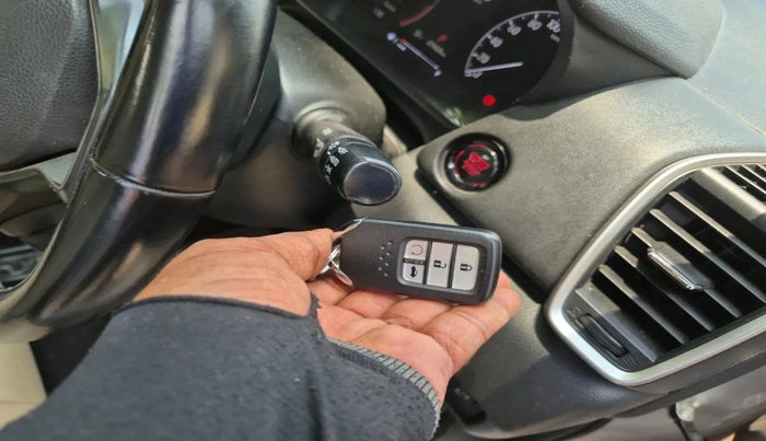 2022 Honda City 1.5L I-VTEC VX CVT, Petrol, Automatic, 79,439 km, interior