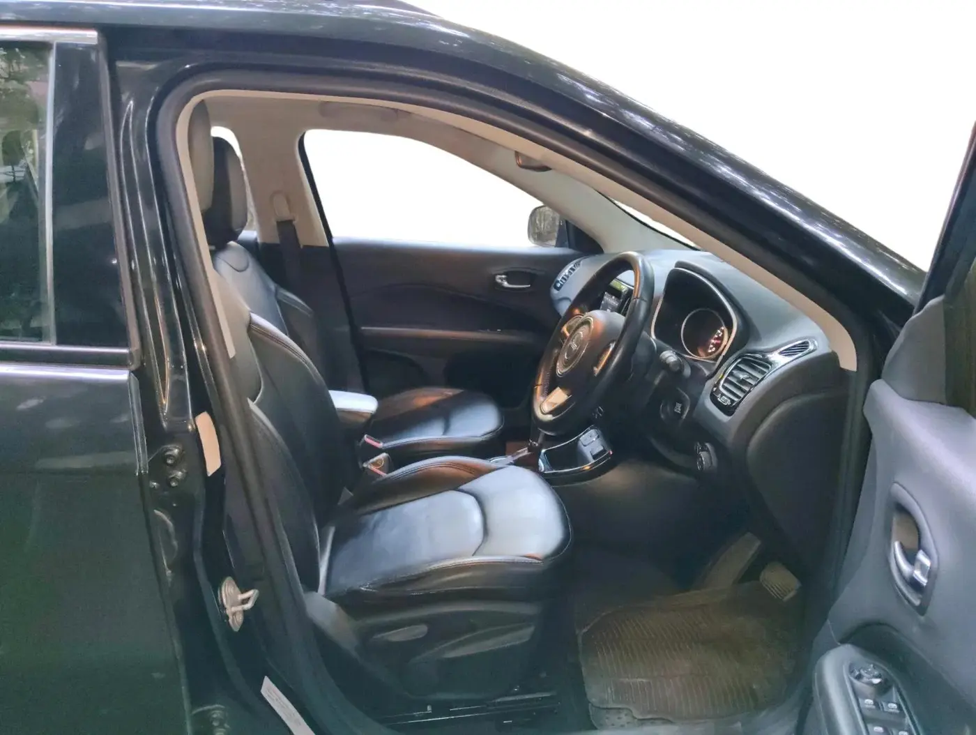 2018 Jeep Compass LIMITED 1.4 PETROL AT, Petrol, Automatic, 26,206 km, interior
