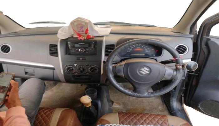 2012 Maruti Wagon R 1.0 LXI CNG, CNG, Manual, 1,51,035 km, interior