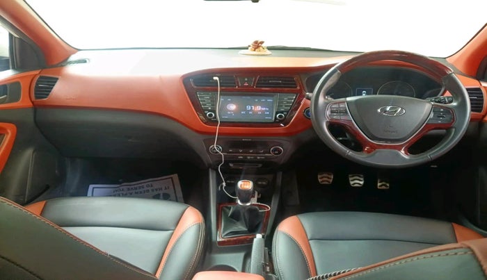 2017 Hyundai i20 Active 1.2 SX, Petrol, Manual, 72,860 km, interior