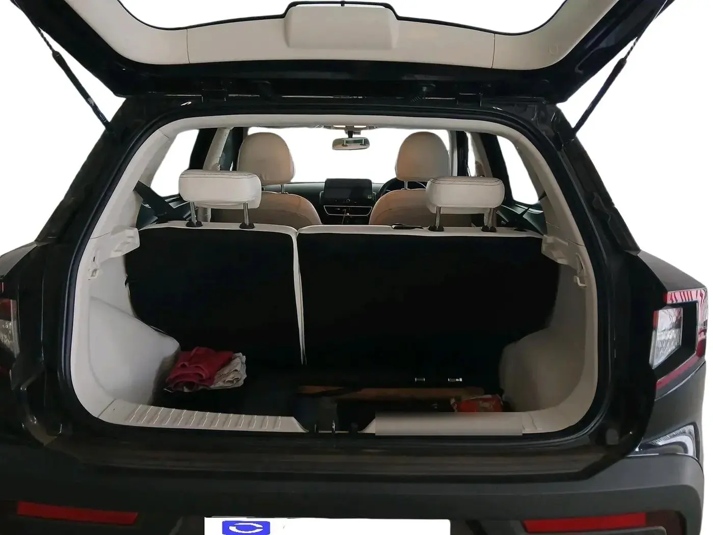 2024 Mahindra XUV 3XO MX3 Pro 1.2 L TCMPFI AT, Petrol, Automatic, 24,521 km, exterior