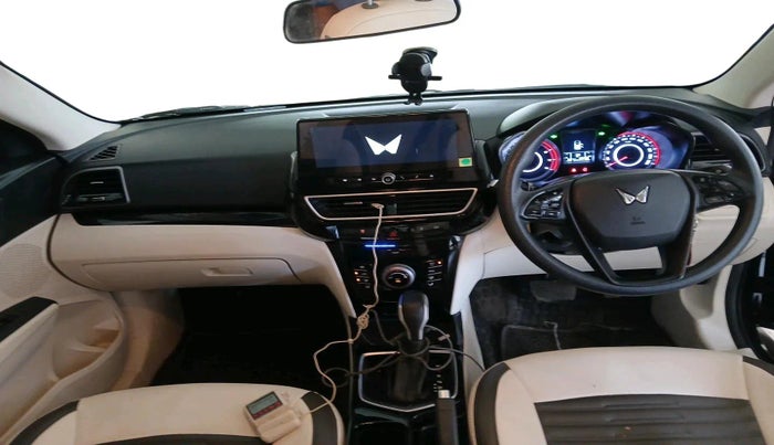 2024 Mahindra XUV 3XO MX3 Pro 1.2 L TCMPFI AT, Petrol, Automatic, 24,521 km, interior