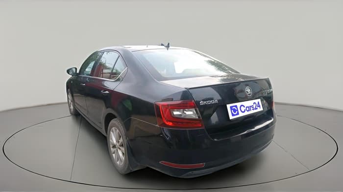 2017 Skoda Octavia L&K 1.8 TSI AT, Petrol, Automatic, 87,771 km, exterior