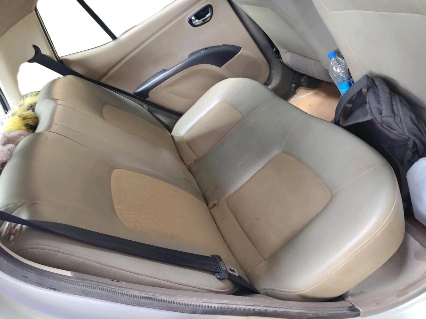 2011 Hyundai i10 MAGNA 1.2, Petrol, Manual, 55,450 km, interior