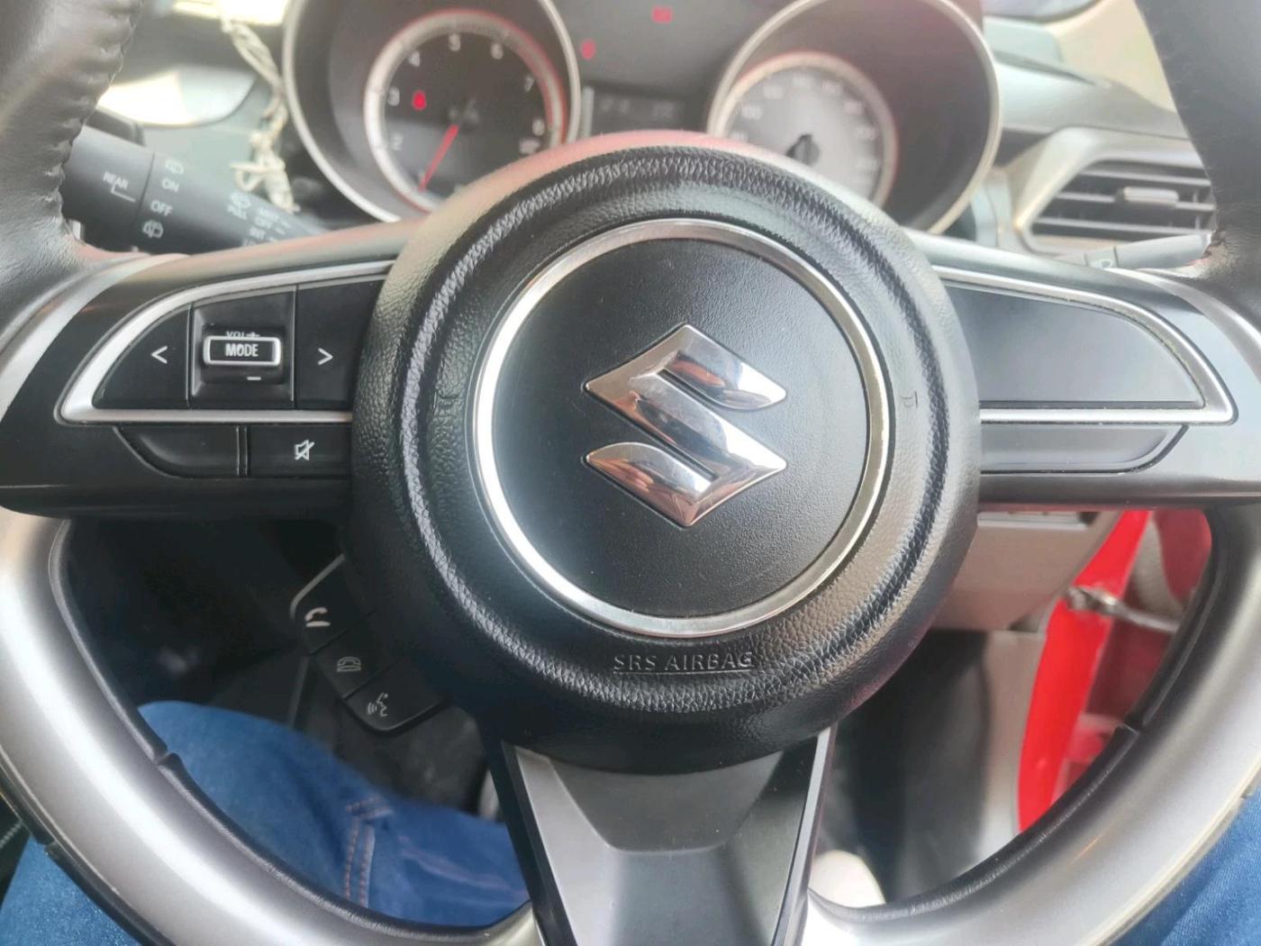 2021 Maruti Swift ZXI, Petrol, Manual, 45,218 km, interior