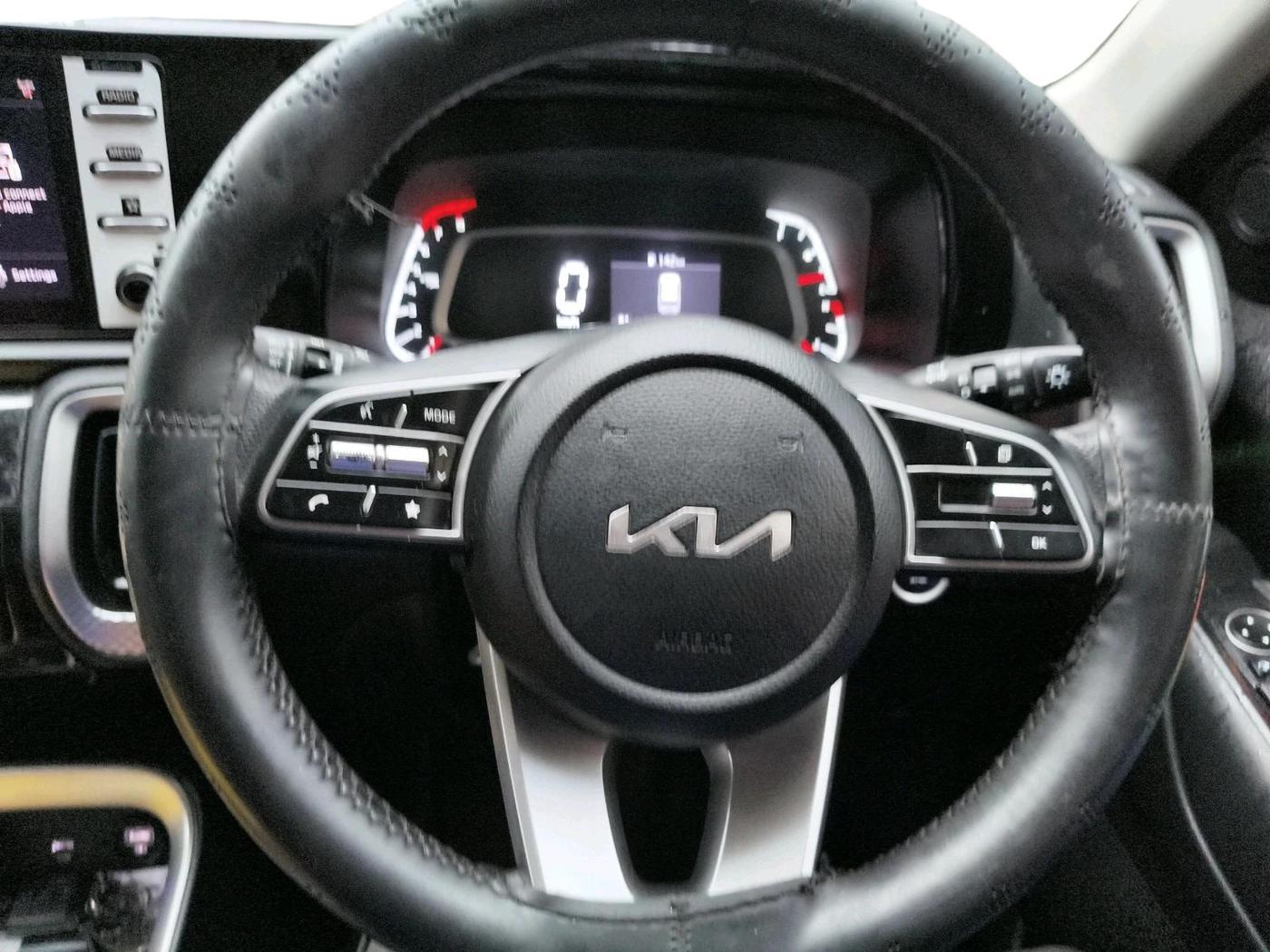 2023 KIA SONET HTK PLUS 1.0 IMT, Petrol, Manual, 17,779 km, interior